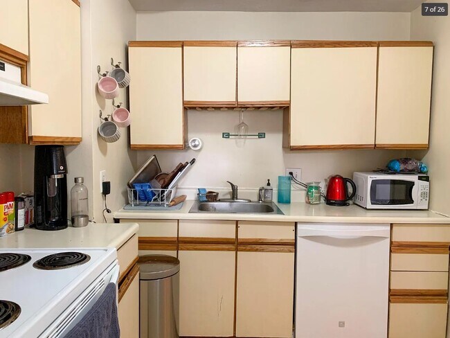 Building Photo - 538 Massachusetts Ave