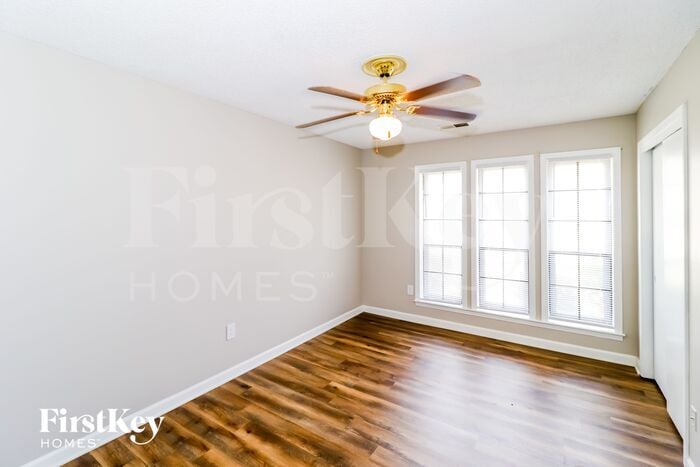 Building Photo - 6229 Skyview Cir