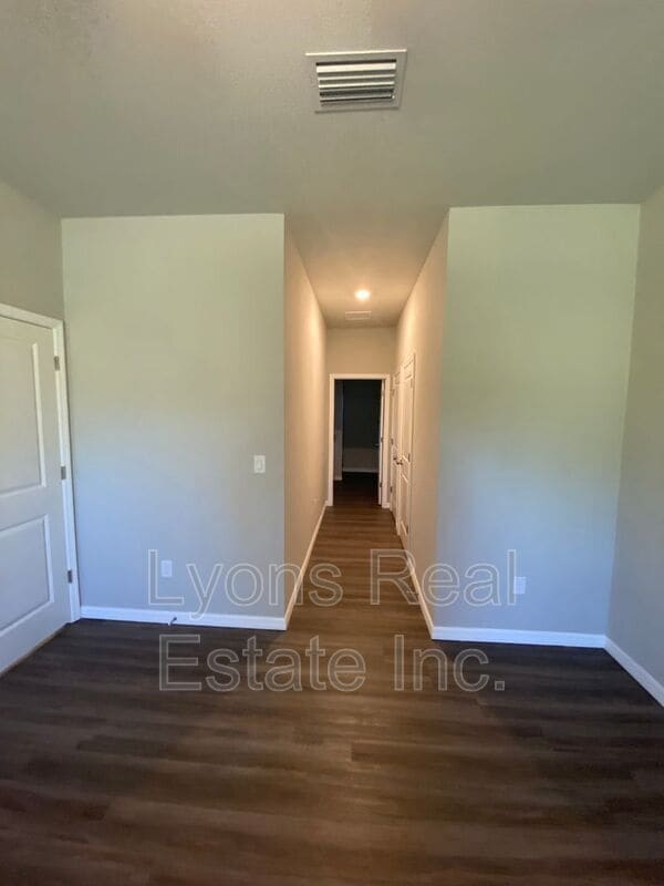 Building Photo - 5625 Abelman Rd
