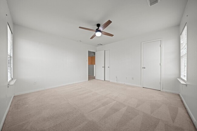 Building Photo - 6323 Channelbrook Ln