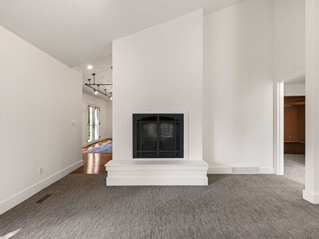 Building Photo - 11107 Gambel Oak Cir