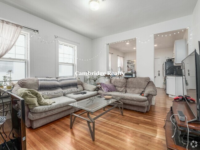 Building Photo - 99 2nd St