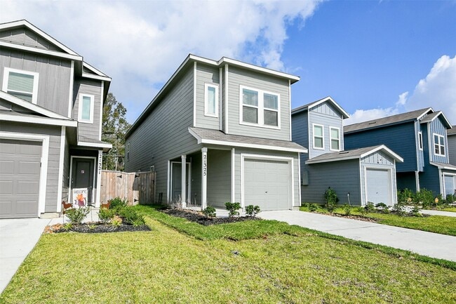 Primary Photo - 21325 Carosella Dr