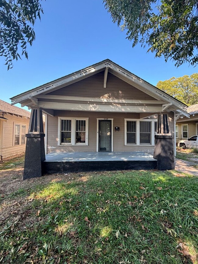 Building Photo - Rental in SW Ardmore $1250/month