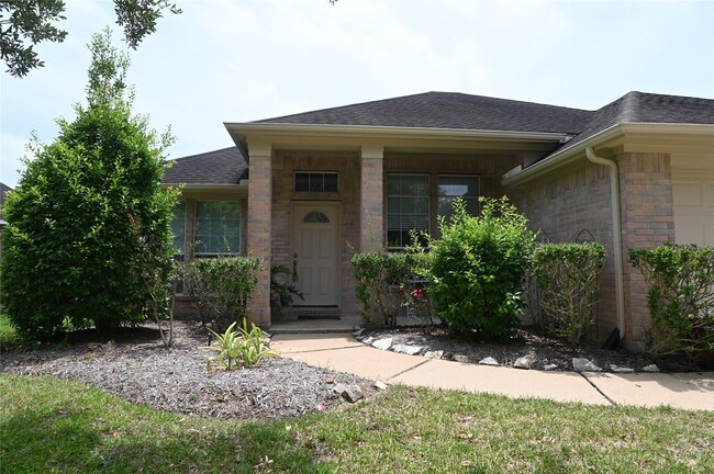 Building Photo - 5755 Lightstone Ln