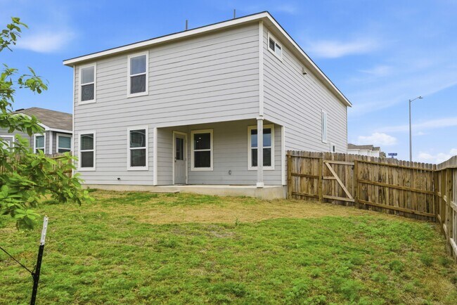 Building Photo - New 4-bed 3-bath home available near Lackland AFB! Move in Now!