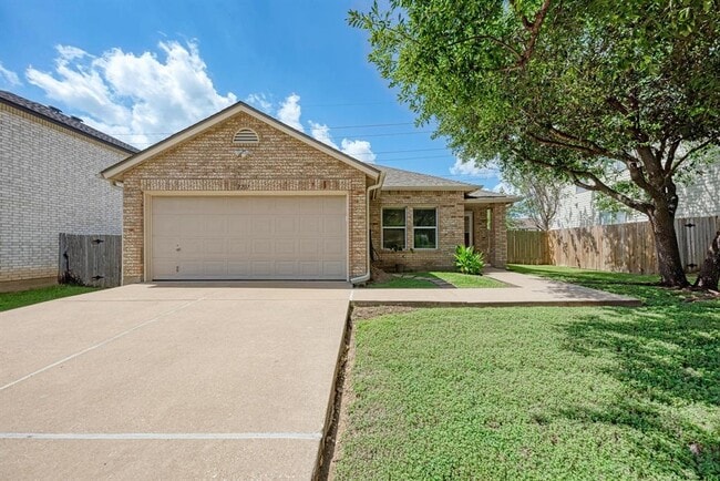 Building Photo - 1201 Sheltie Ln