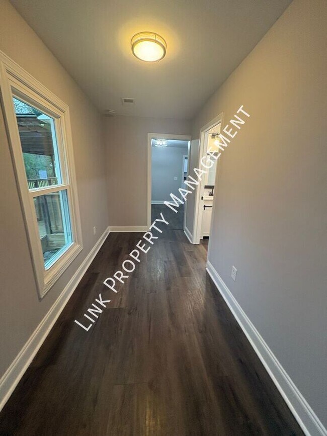 Building Photo - 8233 Harrison Bay Rd