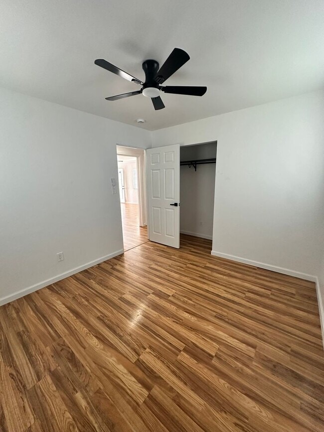 Building Photo - Don't miss out - Single family home close to the beach - LARGE yard, 2 bed 1 bath with bonus studio