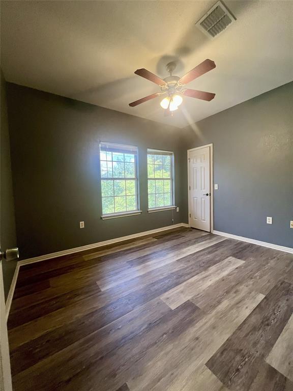 Building Photo - 1307 Walnut Ave