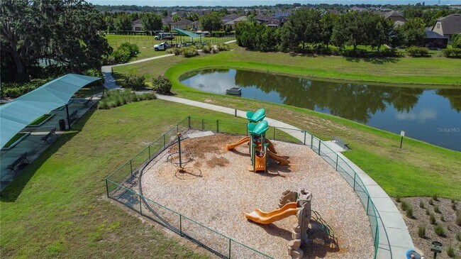 Building Photo - 588 Cantabria Dr