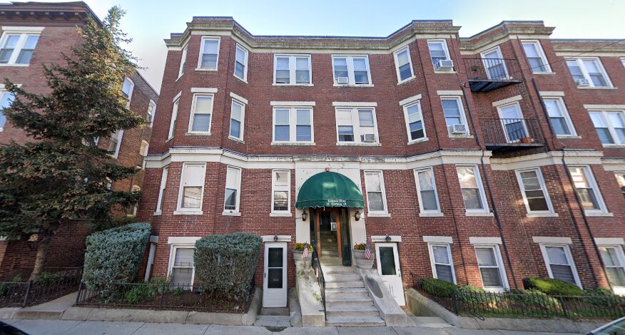 Building Photo - 5 Barrows St