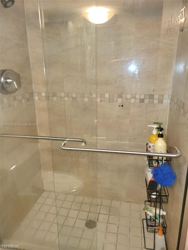 Building Photo - 3 br, 2 bath House - 20350 W Country Club ...