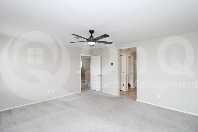 Building Photo - 1537 S Loren Ln