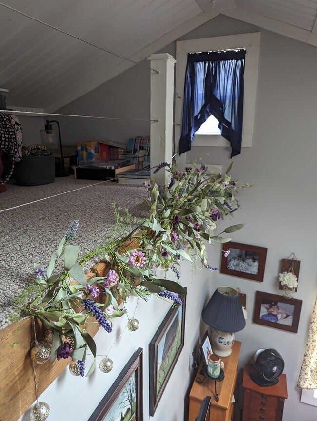 Building Photo - 11 Dana Ave