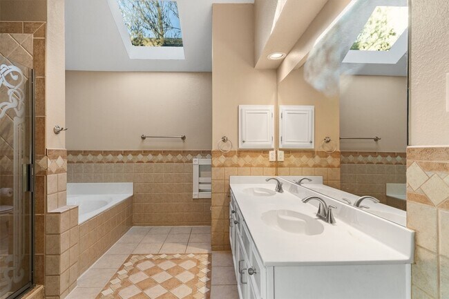 Building Photo - 409 Kathy Ln