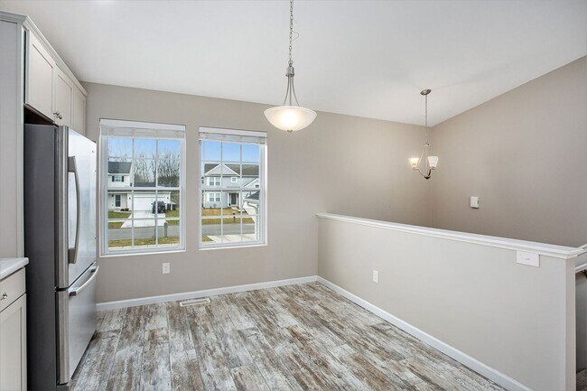 Building Photo - Beautiful Neighborhood with Newer Home for Lease