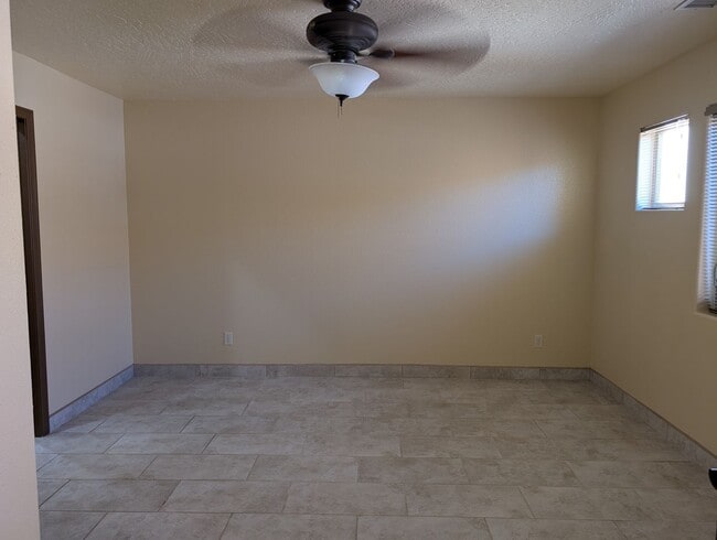 Building Photo - Condo