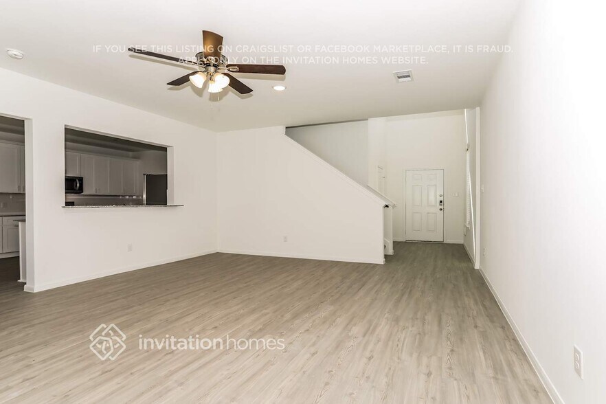 Building Photo - 24527 Red Hawthorn Trce