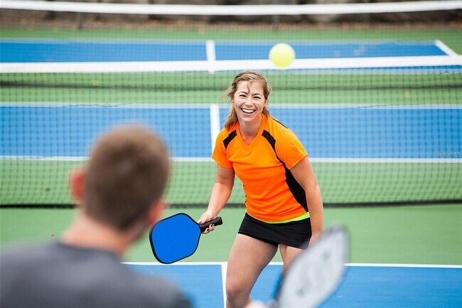 Building Photo - 32583 Tree of Life Ave