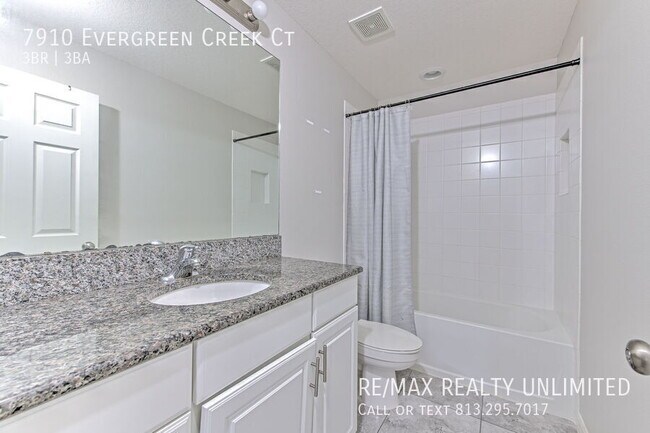 Building Photo - 7910 Evergreen Creek Ct