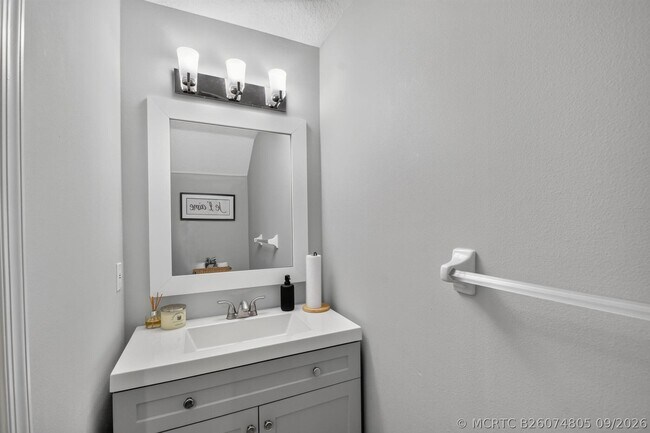 Building Photo - 8093 Briantea Dr