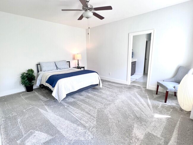 Large primary bedroom. - 47 Bowman Ct