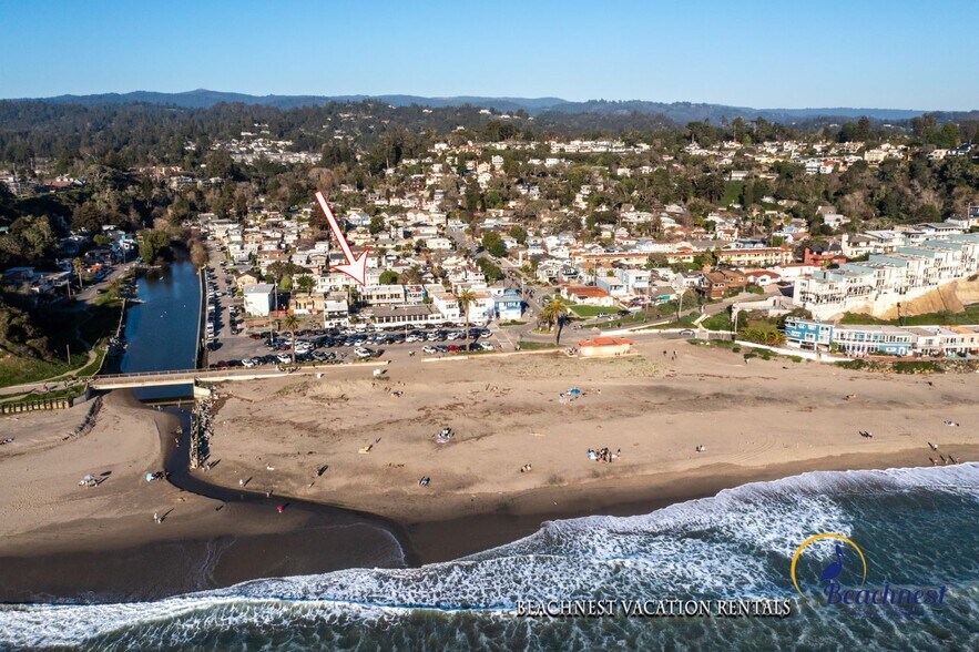 Building Photo - 112 Marina Ave