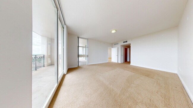 Building Photo - 550 Okeechobee Blvd