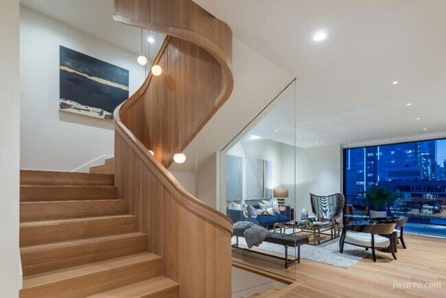 Building Photo - 17 Guy Pl