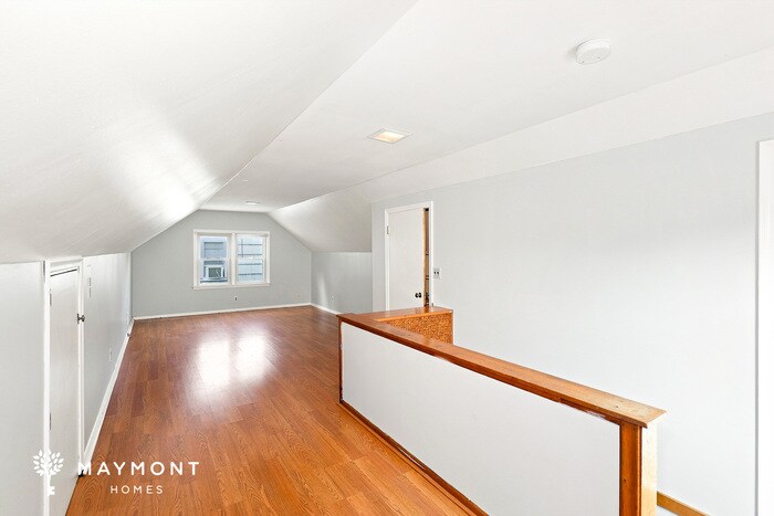 Building Photo - 4918 N Morgan Ave