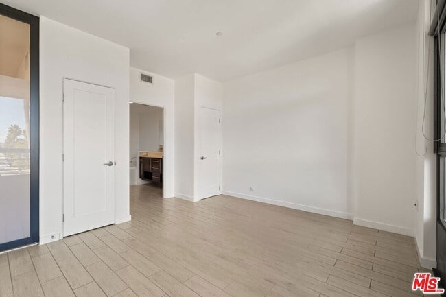 Building Photo - 13045 Pacific Promenade