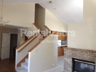 Building Photo - 1020 Stonridge Dr