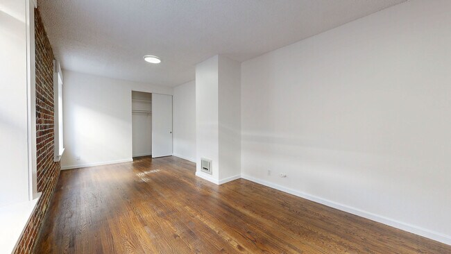 Building Photo - 145 Fell St