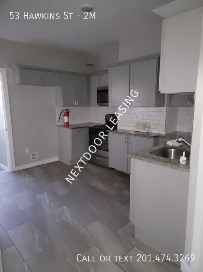 Building Photo - 53 Hawkins St