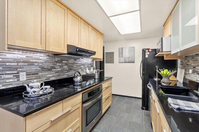 Building Photo - 20720 4th St