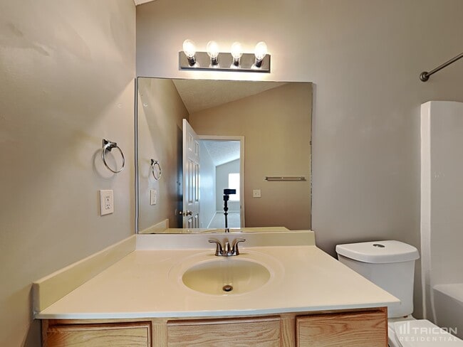 Building Photo - 148 Silver Fox Trail