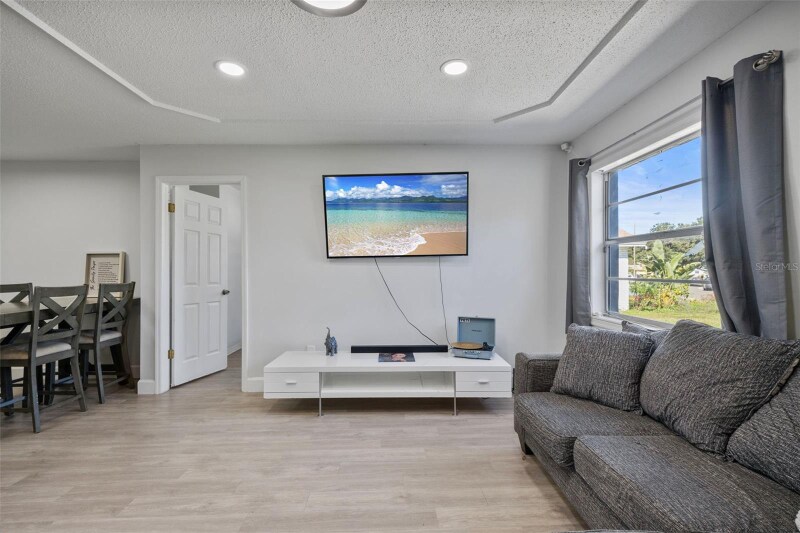 Building Photo - 114 Inwood Cir