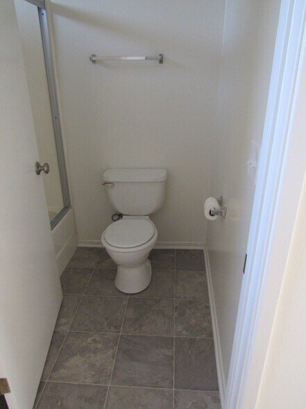 Building Photo - 7665 Fountain Ave