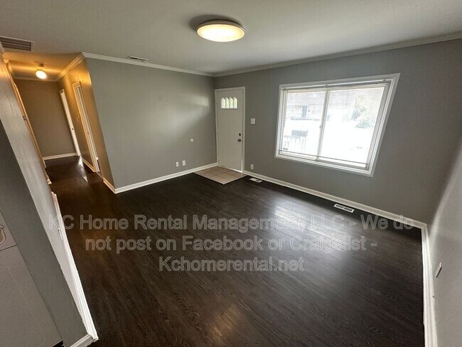 Building Photo - 15315 Fuller Ave