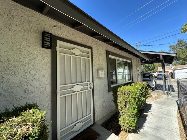 Building Photo - West Lancaster Duplex