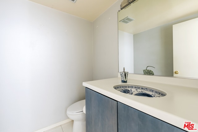 Building Photo - 1470 Palisades Dr