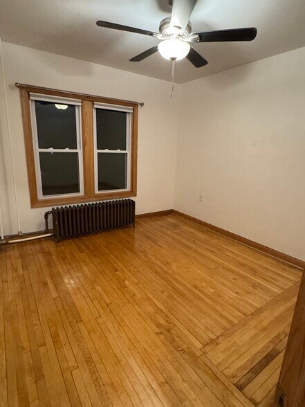 Building Photo - 3078 S Kinnickinnic Ave