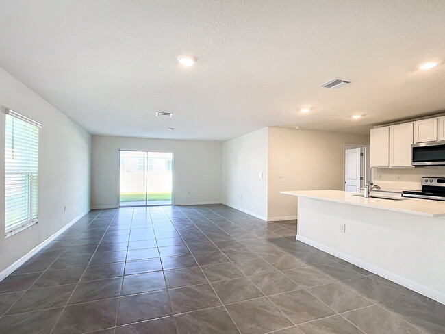 Building Photo - 5 Bedrooms Under $2,400/Month | Resort-Style Pool | Washer & Dryer Included
