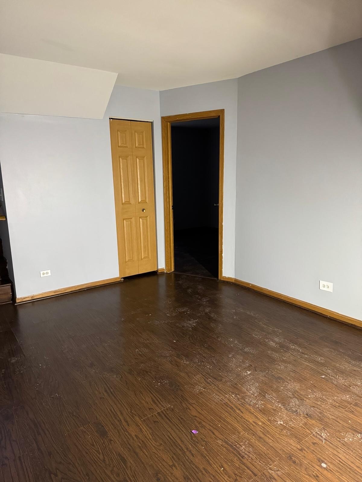 Building Photo - 871 Symphony Dr