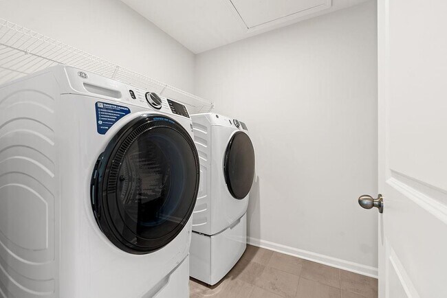 Building Photo - 1341 Jordan Brook Dr