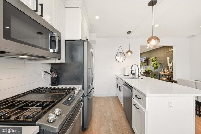 Building Photo - 5113 4th St NW