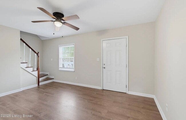 Building Photo - 4015 Valley View Dr