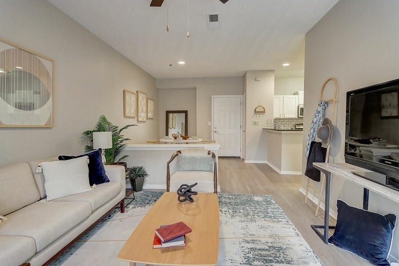 The Heights at Dunwoody 2103 Asbury Sq Atlanta GA 30346 Apartment