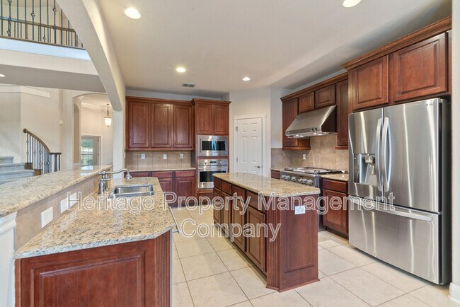 Building Photo - 7110 Hovingham